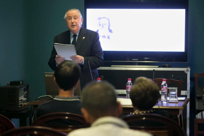 Manuel Herrera, durante su exposición